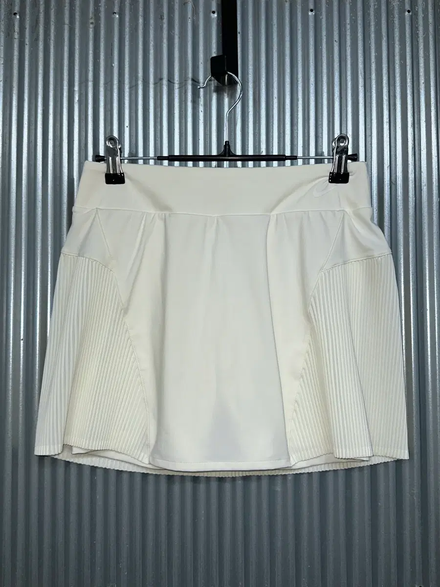 [S] 나이키 NIKE 드라이핏 플리츠 테니스 스커트 아이보리 속바지 골프 스커트