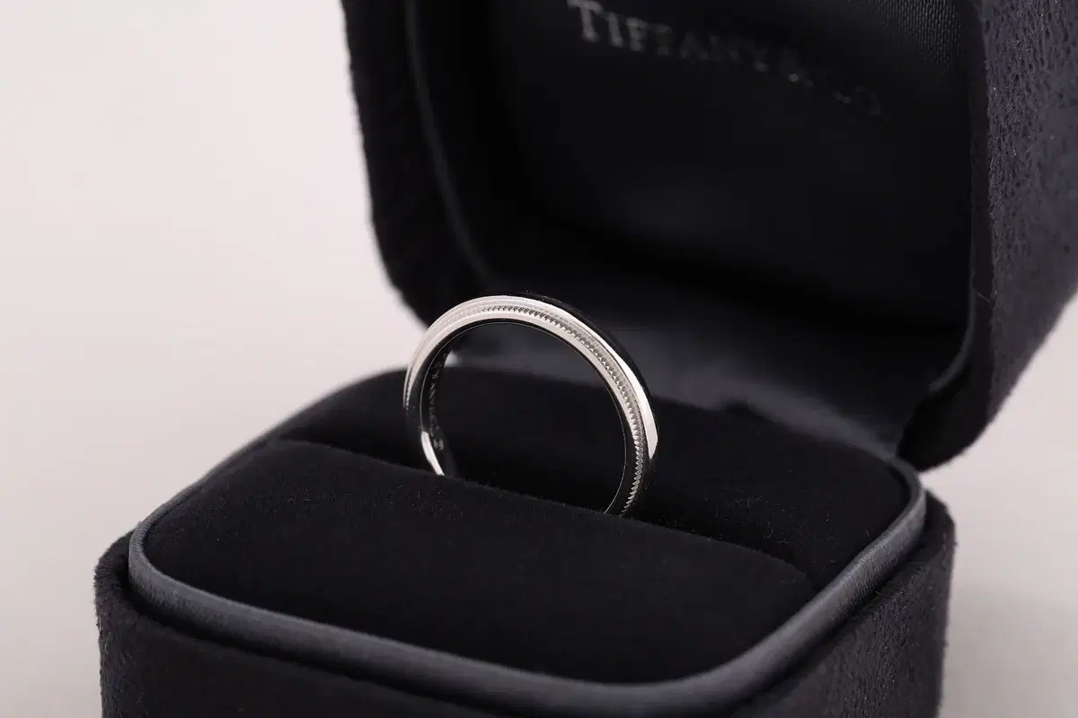 티파니 밀그레인 밴드 링, 플래티늄, 두께 3mm