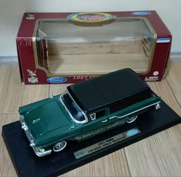 FORD COURIER SEDAN DELIVERY 1957