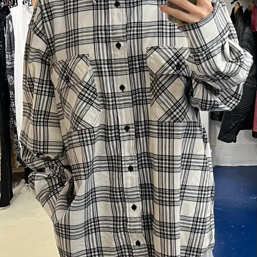 BB 발렌시아가 레이어드 체크 셔츠