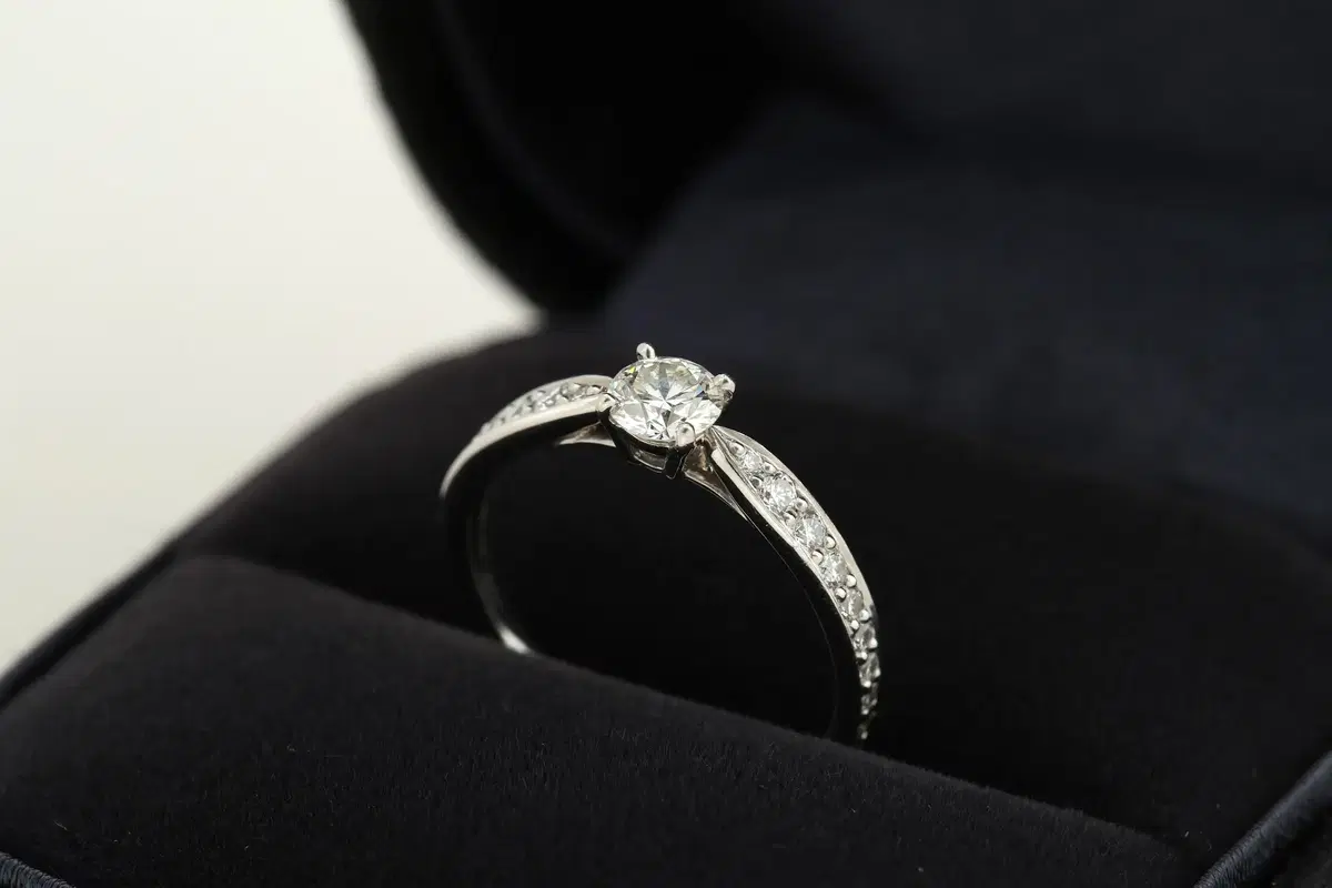 티파니 앤 코 Tiffany & Co 플래티늄, 티파니 하모니 라운드 브릴리언트 웨딩 링 52