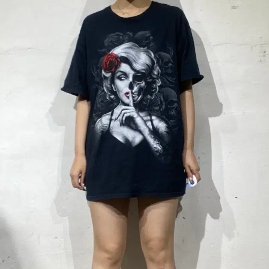 마릴린 먼로 해골 타투 그래픽 반팔 티셔츠 L