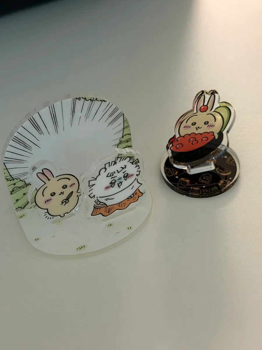 치이카와 아크릴스탠드 우사기 스시