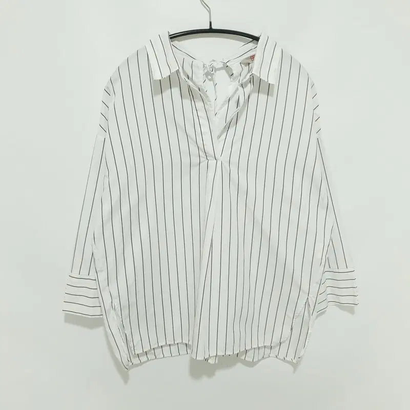 에잇세컨즈 스트라이프 블라우스 M 90_S2163