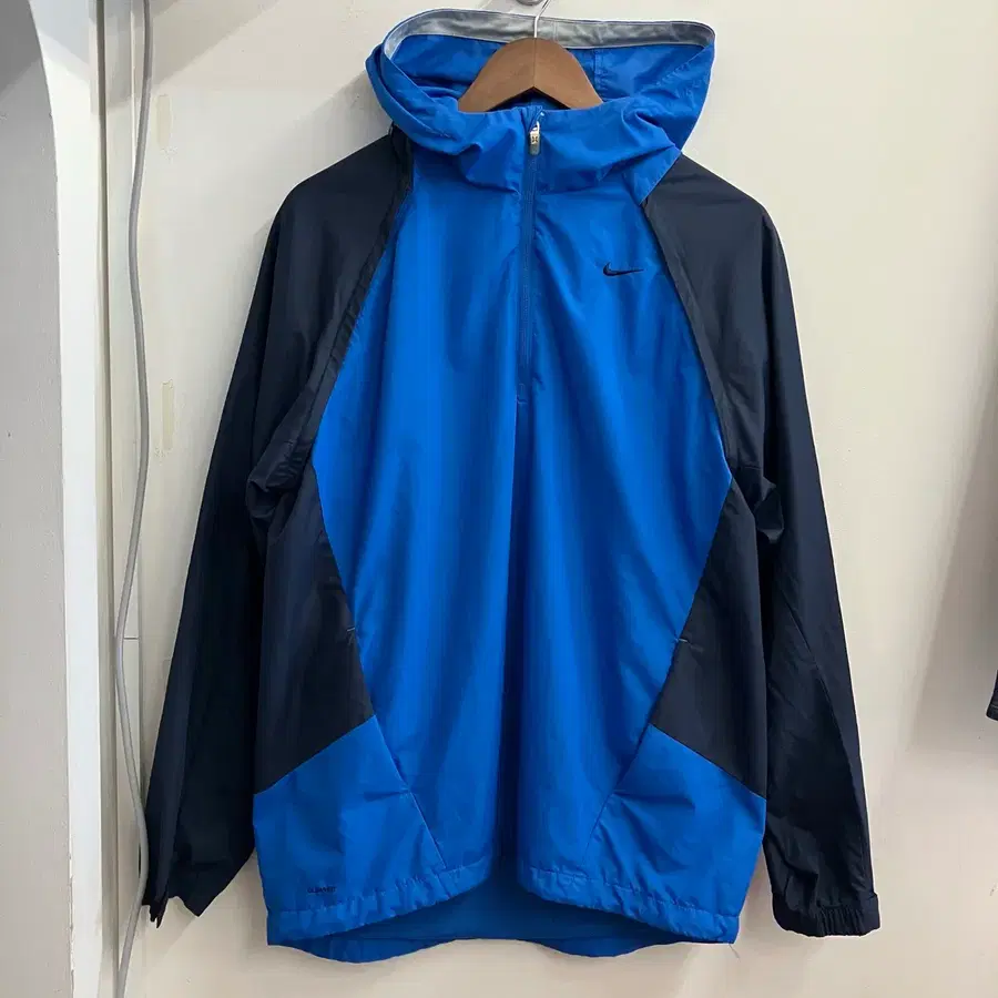 N182 00s 나이키 바람막이 아노락