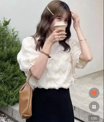 Nugu aimey 웨이브 반팔 상의