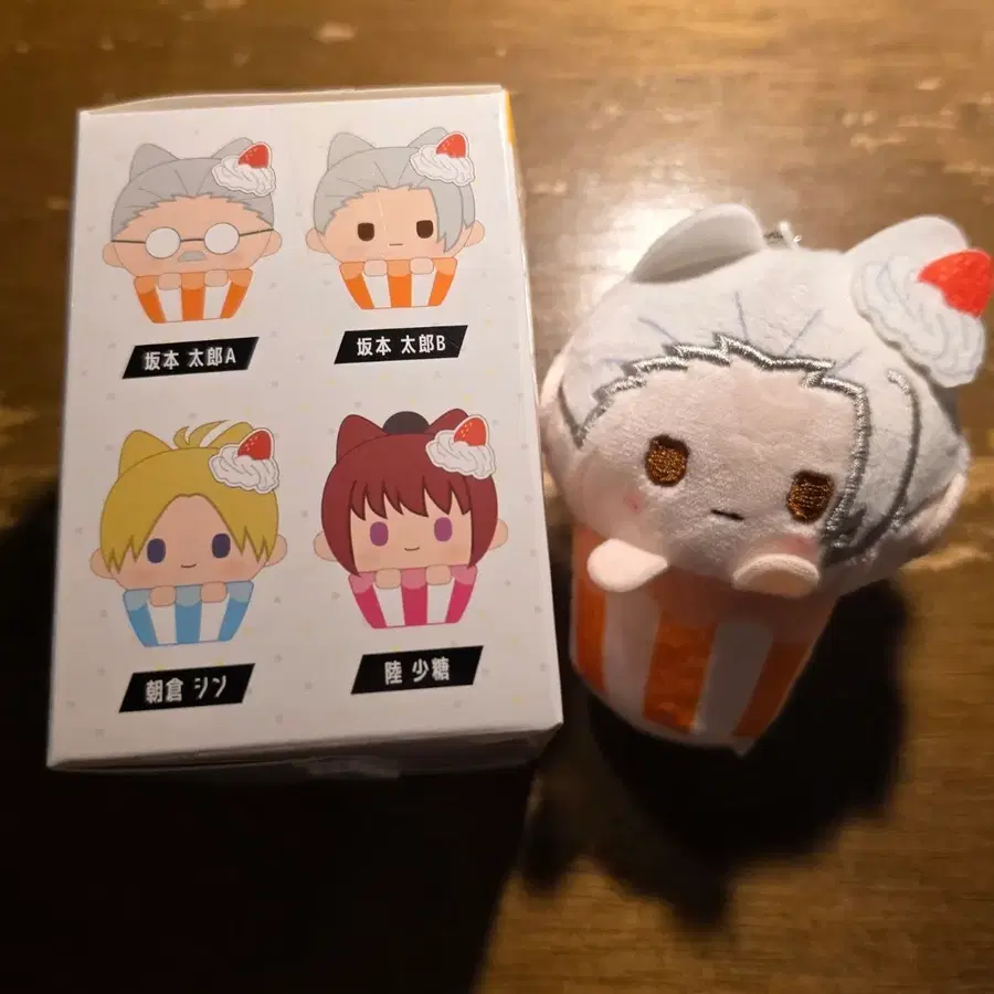 사카모토데이즈 컵케이크 타피누이 사카모토 타로