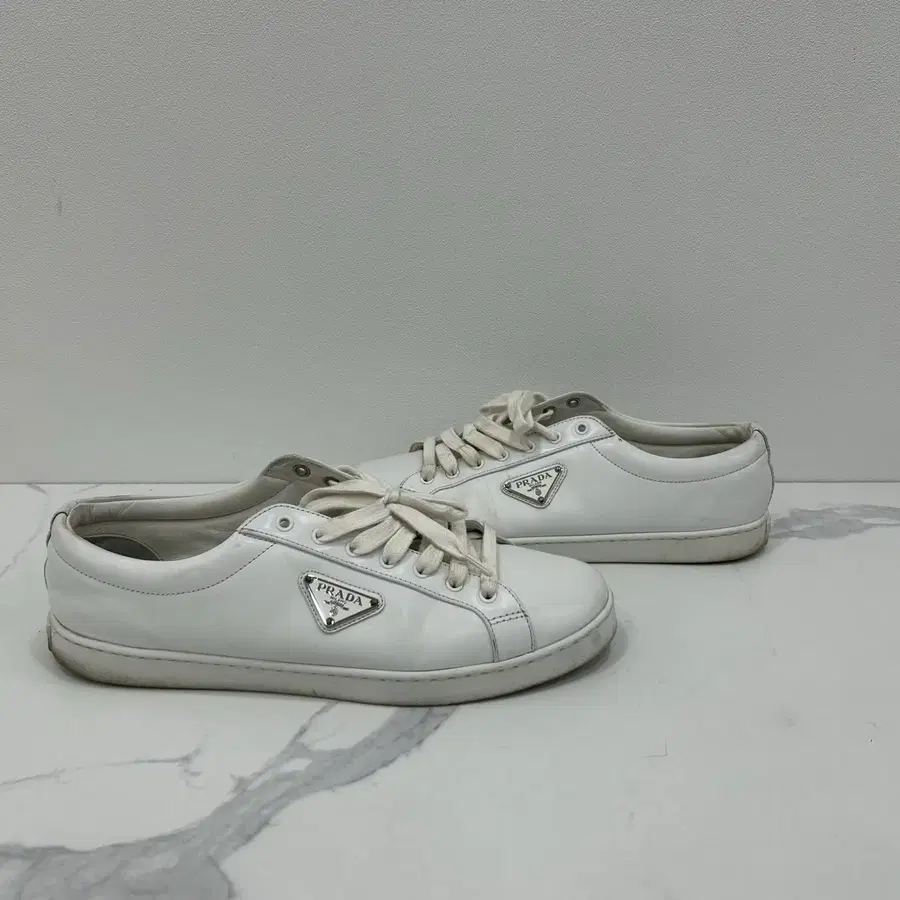 {9 Size} 프라다 스니커즈 화이트