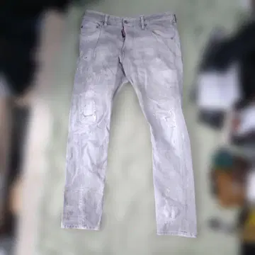 DSQUARED2 데미지 가공 데님 팬츠 그레이
