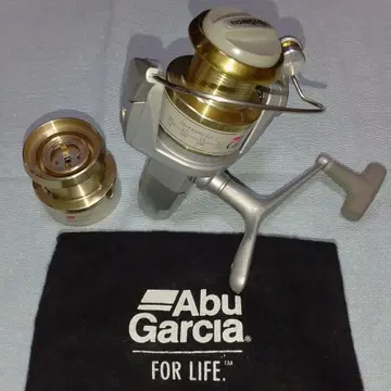 [ 새상품급 ] Abu Garcia 토너먼트 T2000F 샬로우 스풀 포함