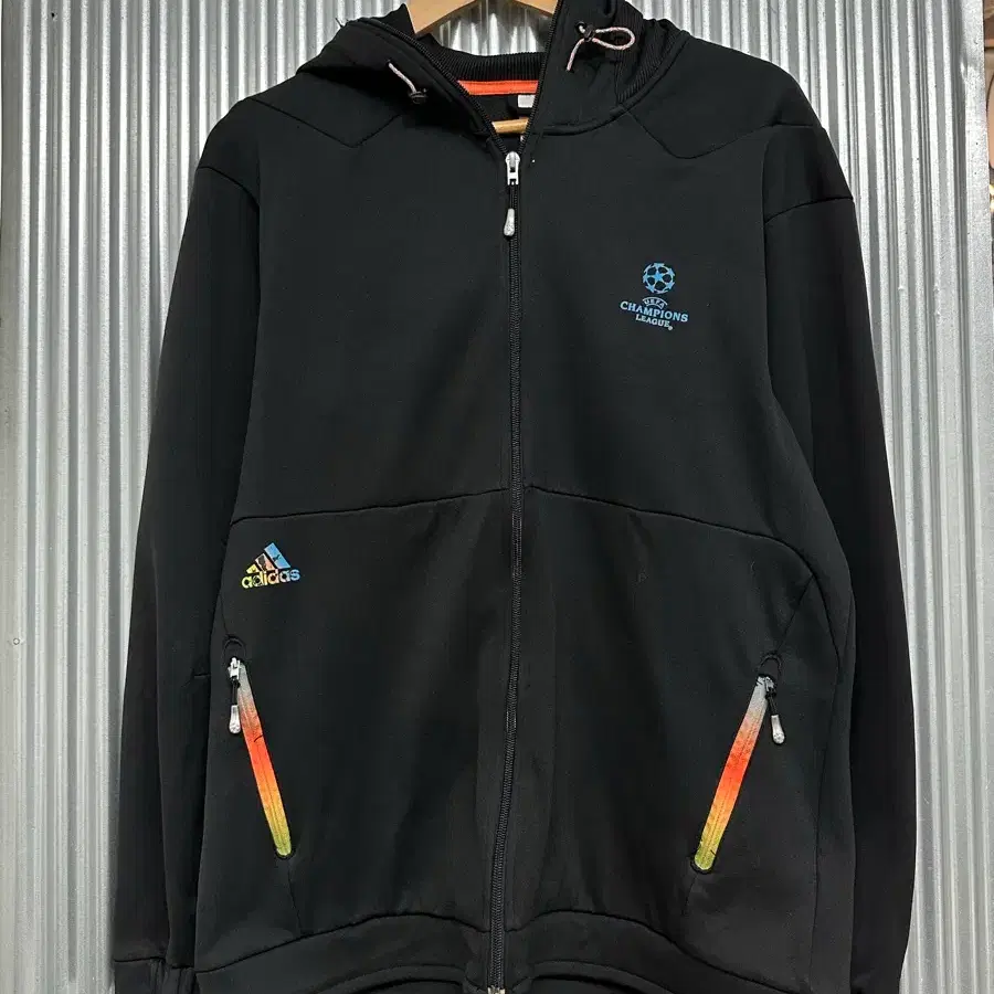 [105] adidas 아디다스 UEFA 챔피언스리그 클라이마웜 기모 후드 집업 자켓 블랙