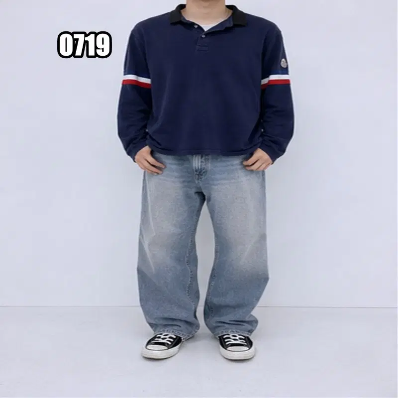 L 몽클레르 삼색 완장 롱슬리브 카라티