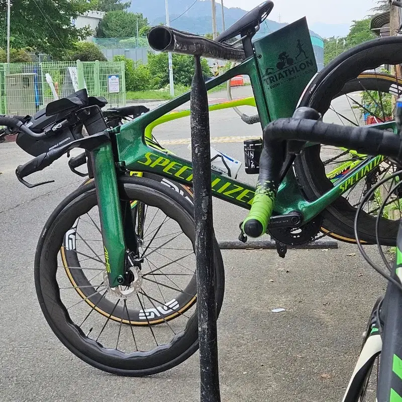 2021 스페셜라이즈드 Shiv Tri M / 울테그라 Di2 / Elite Drive Helix CS 68D