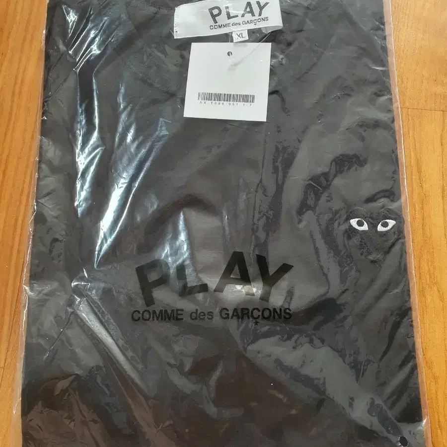 꼼데가르송 플레이 반팔티 블랙 XL