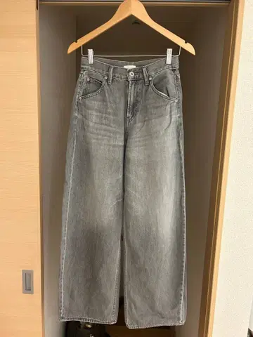 UNIQLO 배기 커브 청바지