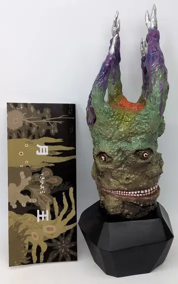 a.a.a vinyl toys 월왕 (츠키노오)