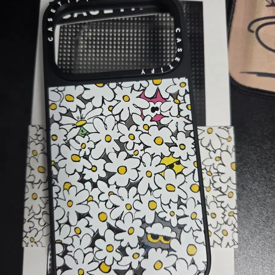 Casetify iPhone 17 Maison Kitsuné Case | Bunjang Global