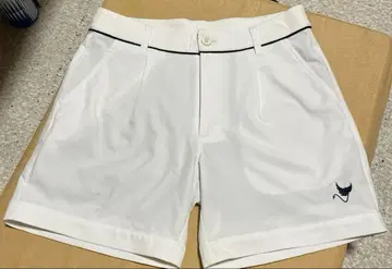 CLUNK 크랭크 골프 여성용 숏팬츠 화이트 L