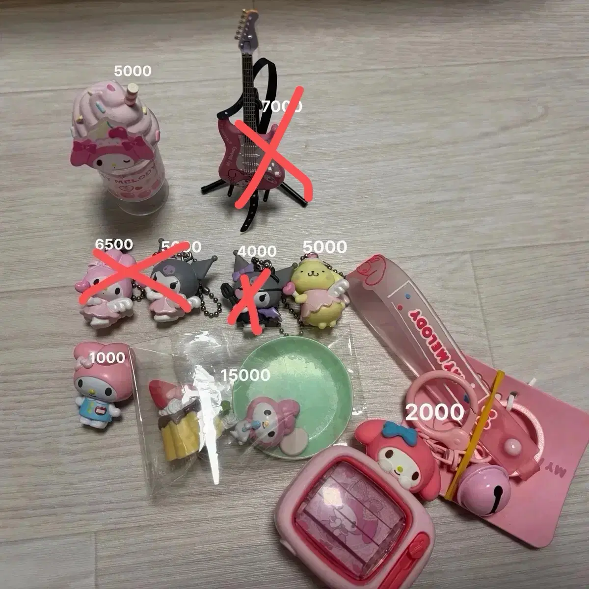 마이멜로디 쿠로미 폼폼푸린 파르페 락모노 유메미루 엔젤 악마 고전 가챠