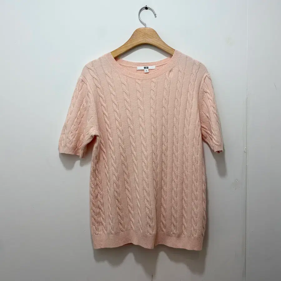 Uniqlo 유니클로 반팔 니트 핑크 (여성XL)