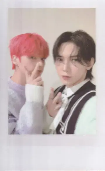 ATEEZ 4기 YEO SANG/WOO YOUNG 인스턴트 사진 4기