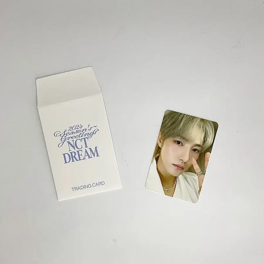 엔시티드림 런쥔 2024 시즌그리팅 포토카드 트레이딩카드 A_3 NCT DREAM RENJUN 2024 SEASON'S GREETINGS PHOTOCARD A_3