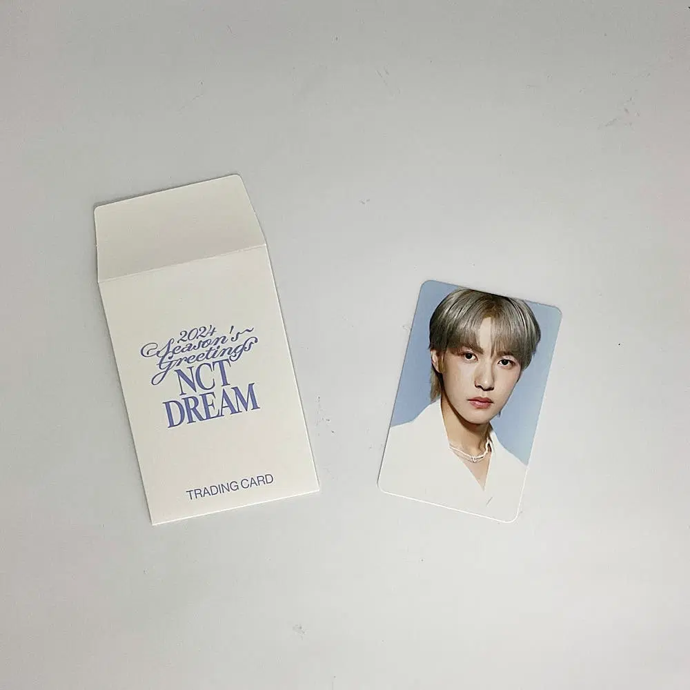 엔시티드림 런쥔 2024 시즌그리팅 포토카드 트레이딩카드 A_2 NCT DREAM RENJUN 2024 SEASON'S GREETINGS PHOTOCARD A_2