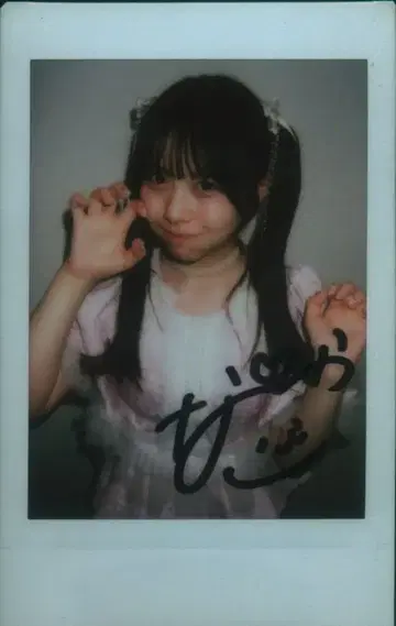 SWEET STEADY KAWAII LAB. 쿠리타 나츠카 폴라로이드 3
