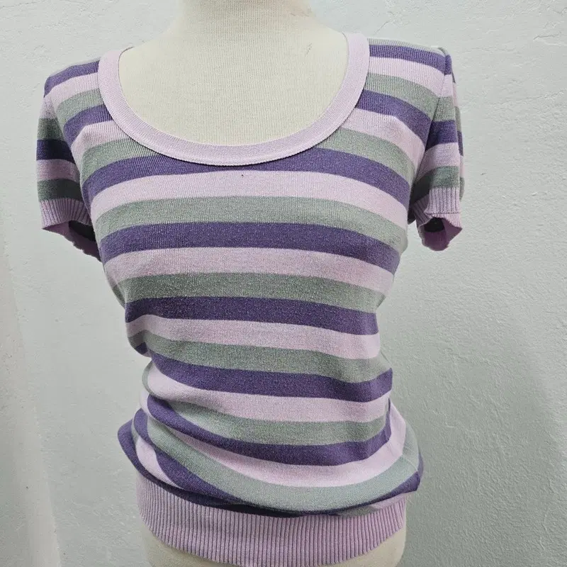 BENETTON 반팔 티 여 66 J6506