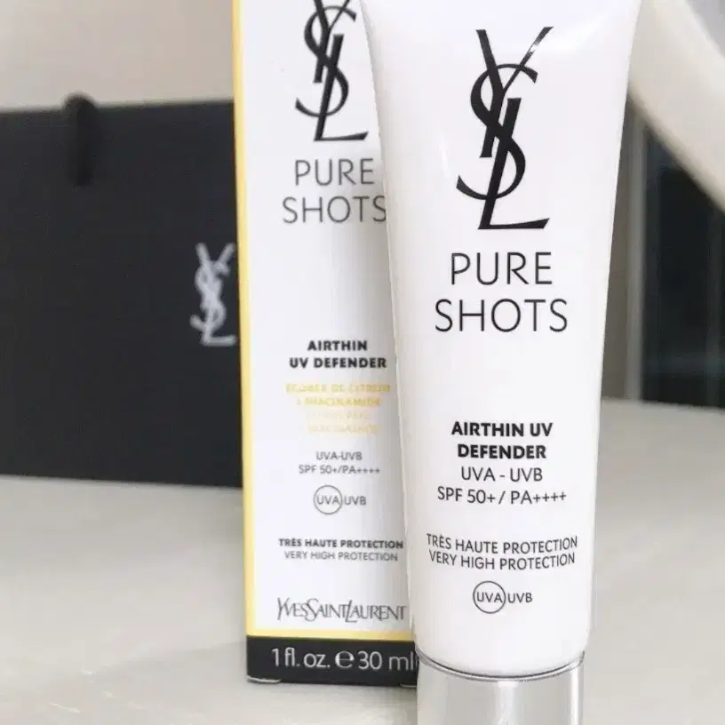 [백화점 새상품] 입생로랑 퓨어샷 에어씬 UV 디펜더 30ml 선크림 썬크림