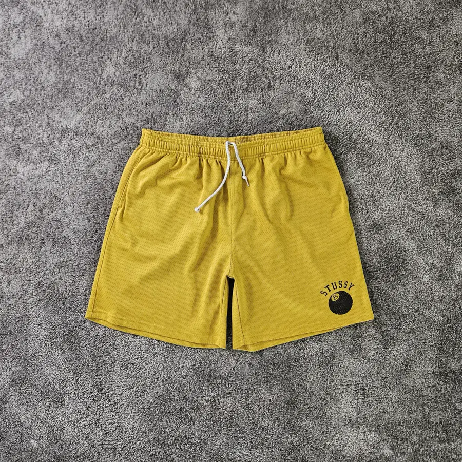 [무료배송] STUSSY 8볼 반바지