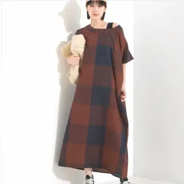 새상품 택 포함 OMNES 코튼 체크 루즈핏 롱 원피스 브라운