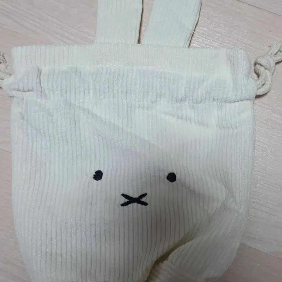 미피 토끼 복주머니 파우치 아이보리 새상품