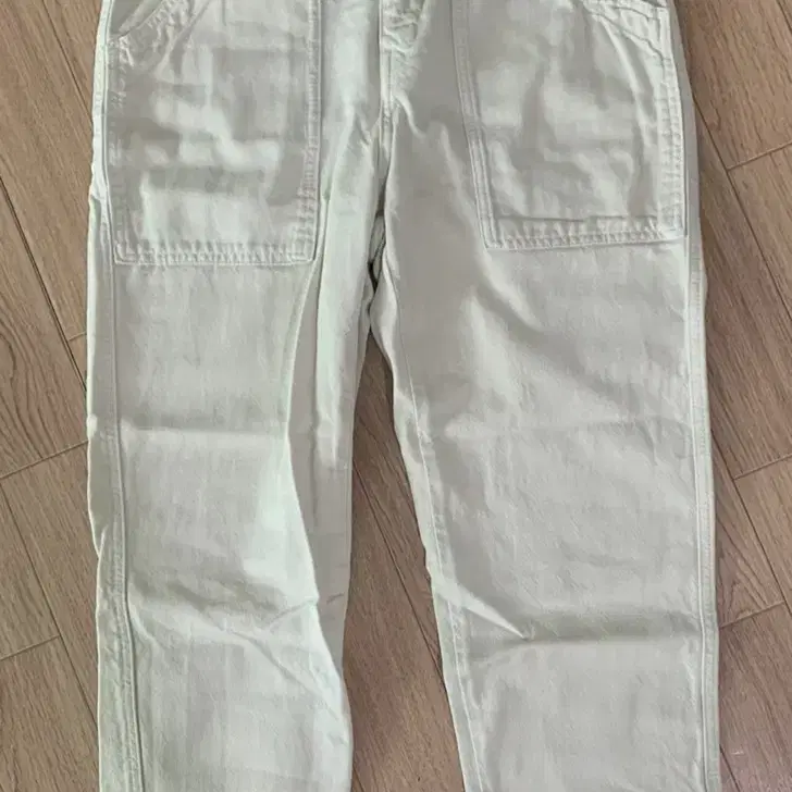 자라 ZARA 크림색 바지