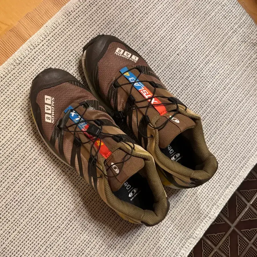 살로몬 xt-4 브라운 290
