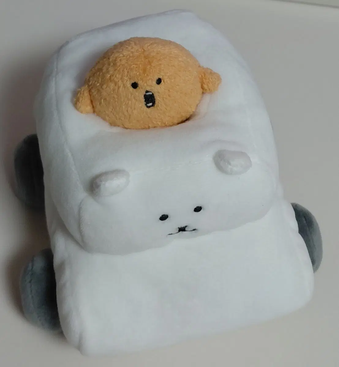 농담곰 자동차가 된 담곰이 인형 두더지고로케
