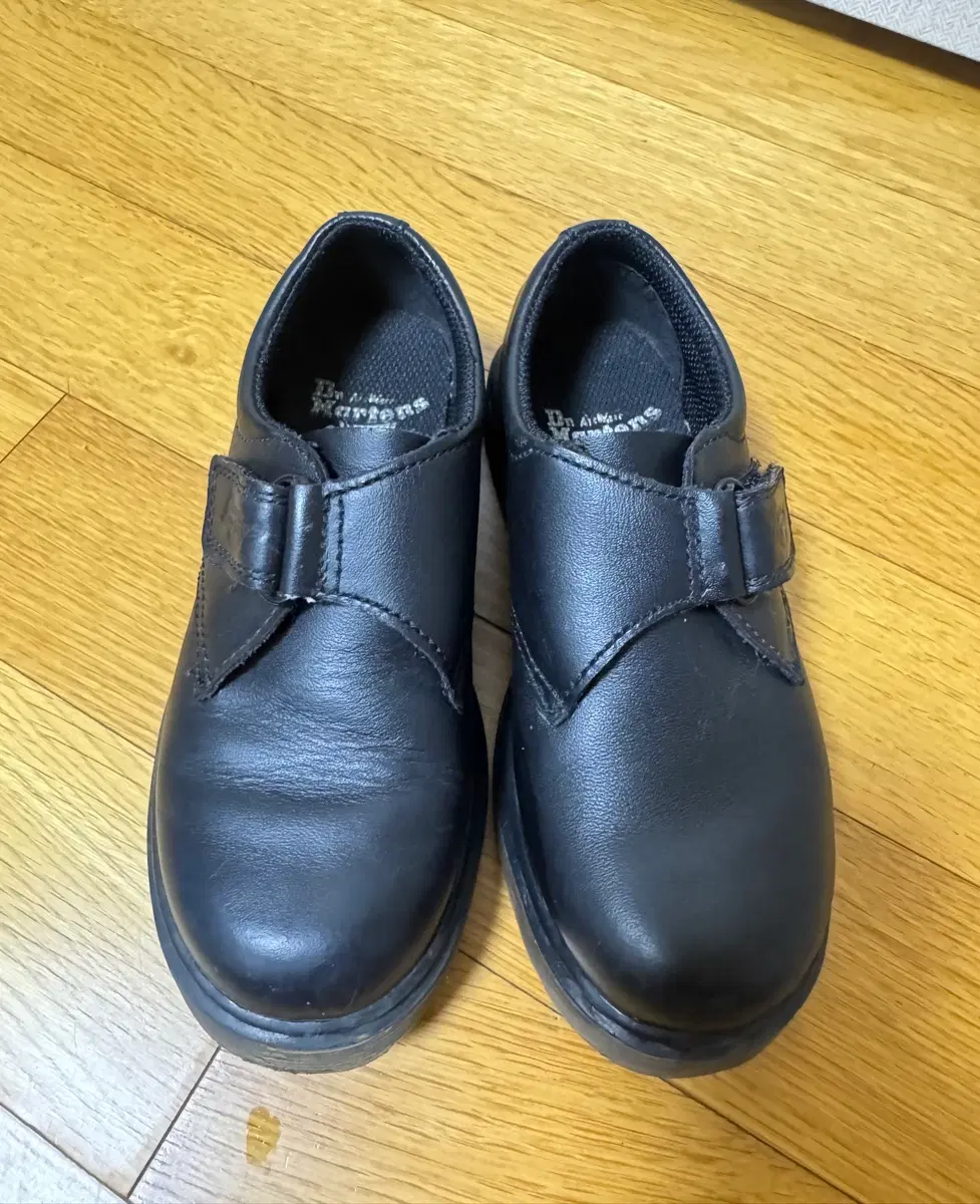 닥터마틴 키즈 벨크로 EU28(170mm)