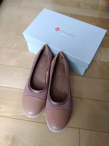 Clarks Unstructured 펌프스 핑크 베이지 24cm