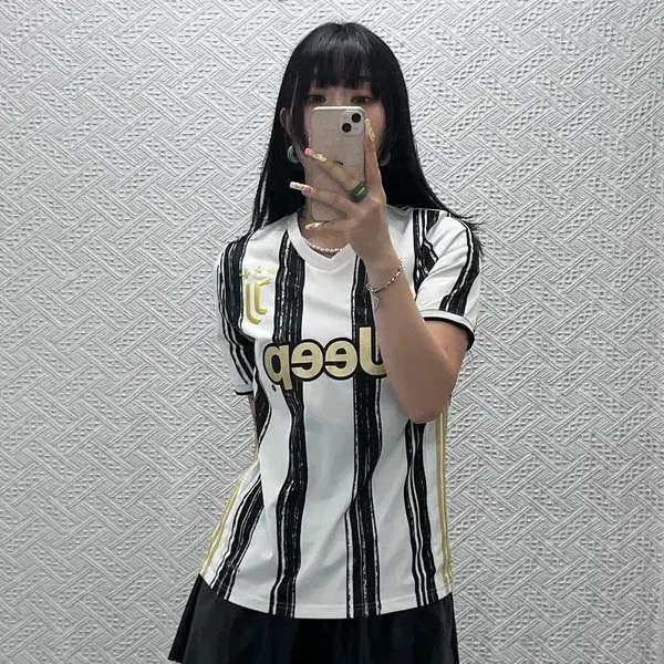 아디다스 스트릿 스포티 유벤투스 축구 유니폼 반팔티 90 C13952