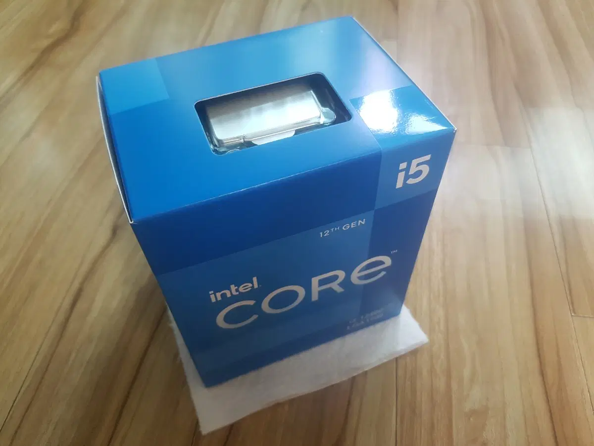 인텔 i5 12400 (엘더레이크 / 내장그래픽 탑재) 미개봉 정품 CPU 팝니다