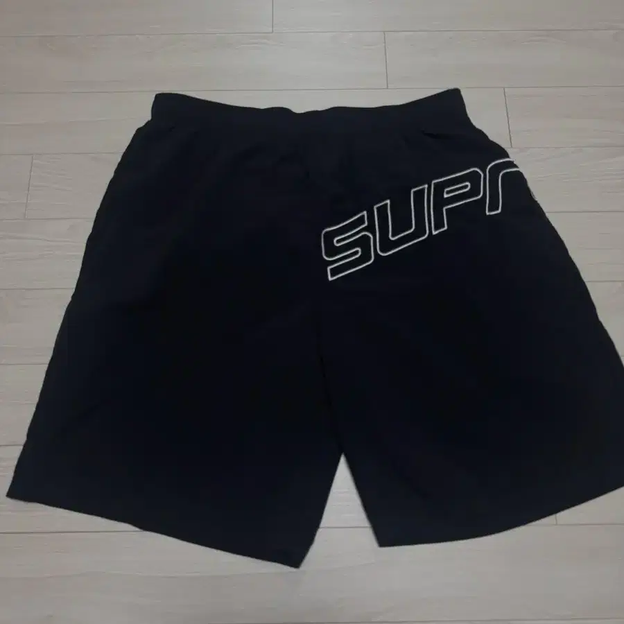 슈프림 커브 나일론 쇼츠 블랙 24SS 반바지