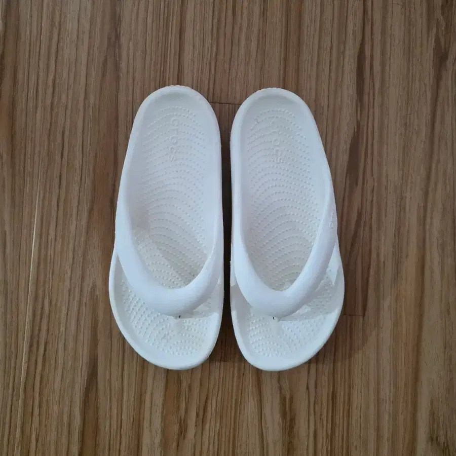 크록스 쪼리