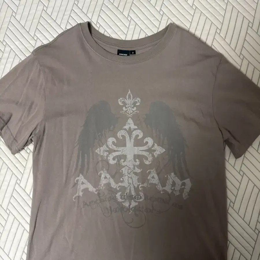 (1회착용)아캄 Cross Wing Half Top (Beige)