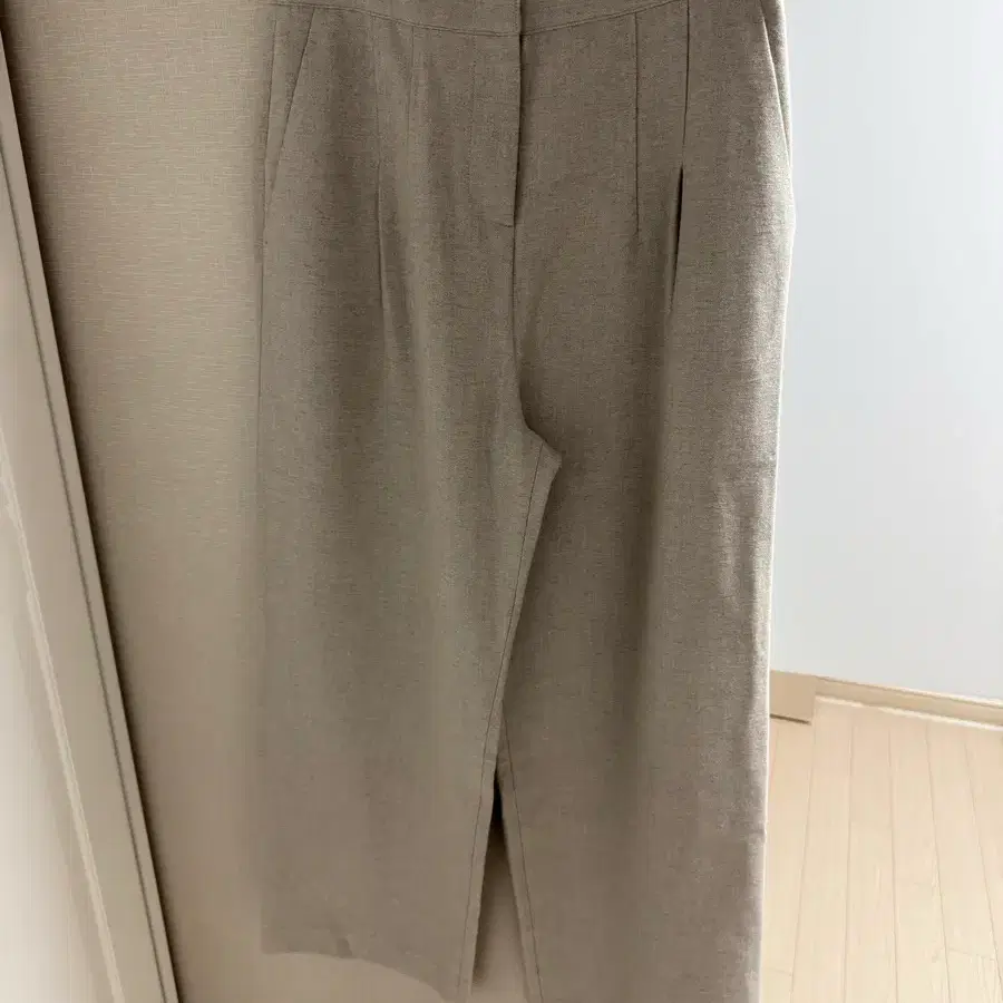 한섬 래트 울 팬츠