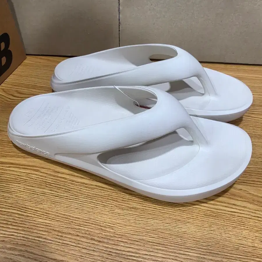 뉴발란스 쪼리 SD5501IV2 XL사이즈 새상품 박스없음