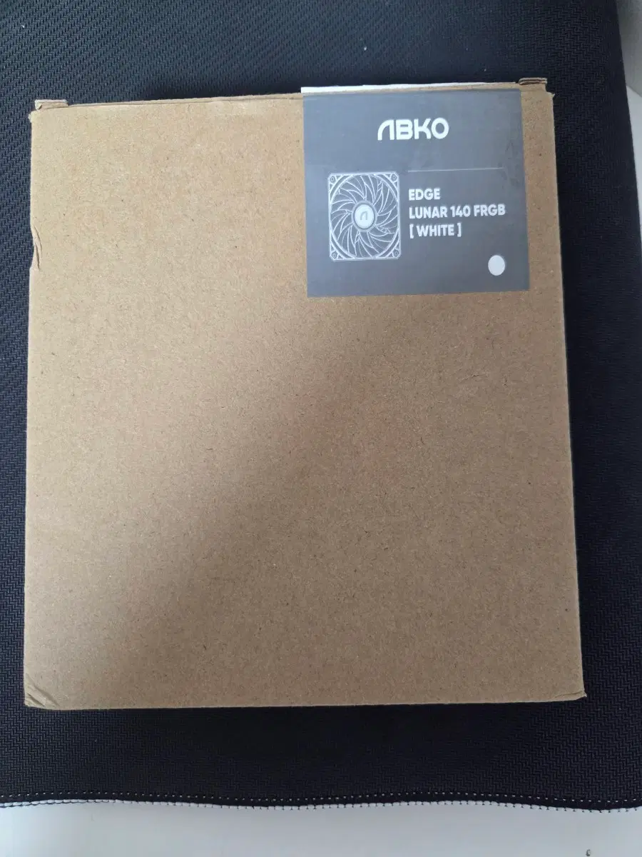 ABKO 엣지 루나 140 FRGB 화이트