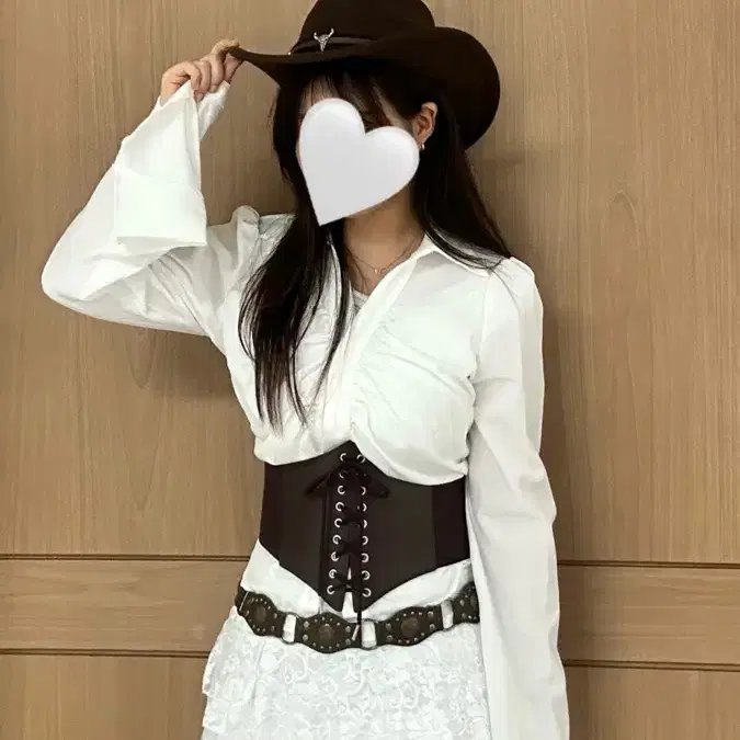 졸사 카우걸 ALL 세트 (모자+신발+코르셋+벨트+드레스치마+모자줄+블라우스) 졸업사진