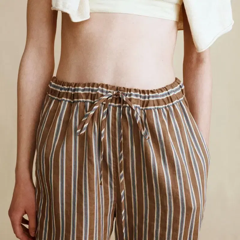 카라멜 런던 x 자라 ZARA 스트라이프 린넨 팬츠