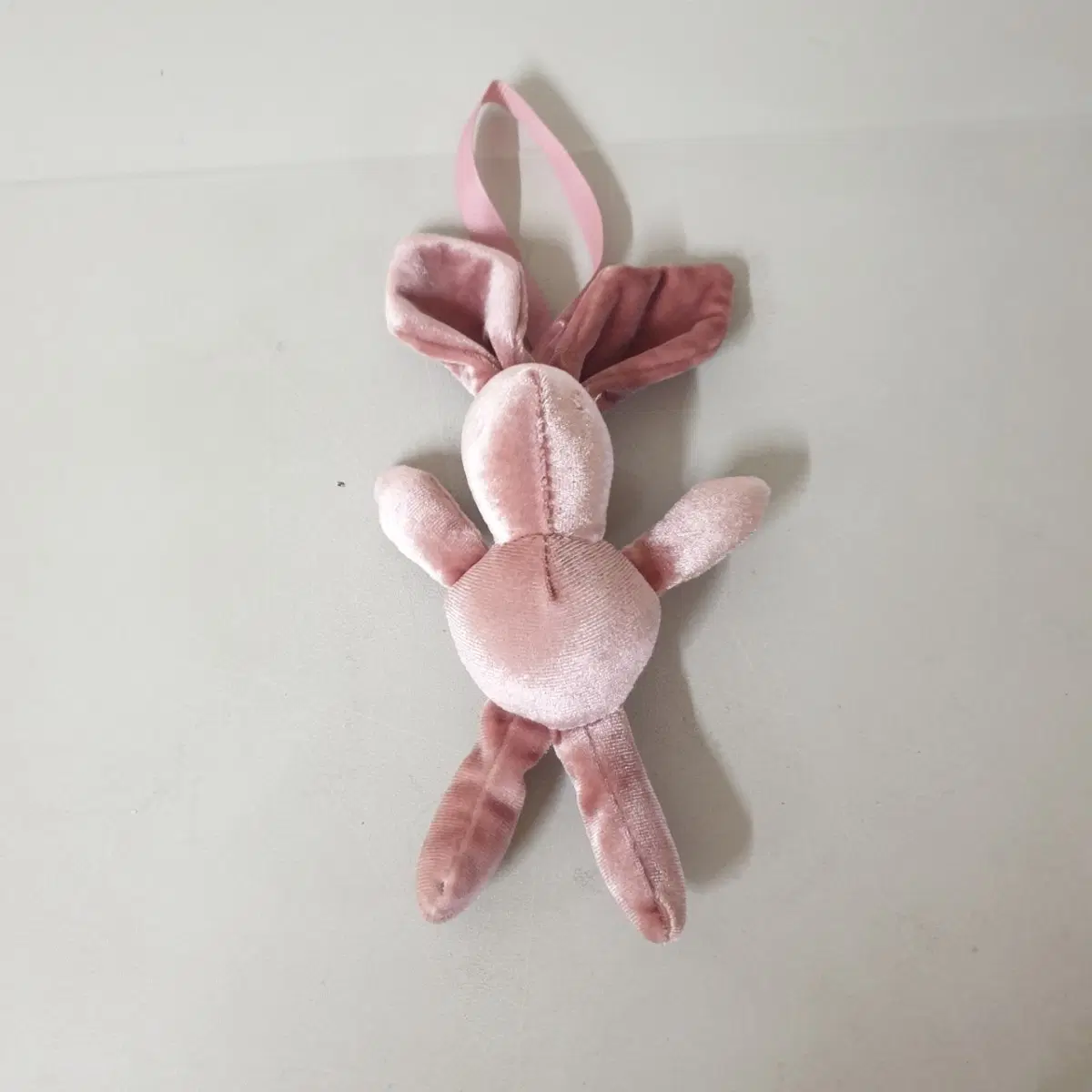 핑크 토끼인형