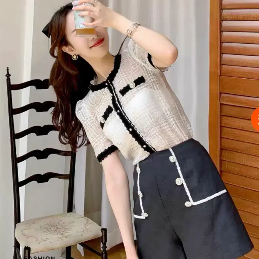 진주 단추 장식 반바지 숏 팬츠 블랙
